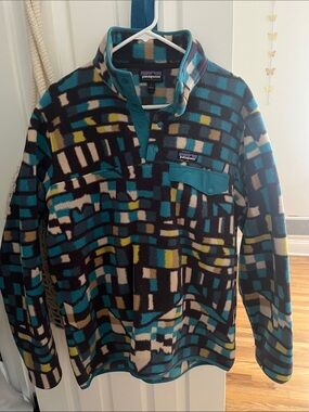 Patagonia Teal, Black, Cream & Yellow Patterned Synchilla Fleece Pullover